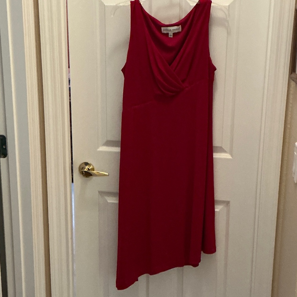 Donna Ricco Asymmetrical Red Dress